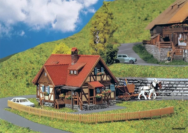 232340 Faller Ländliches Fachwerkhaus 1 232340 Faller Ländliches Fachwerkhaus