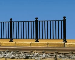 330953 Faller Pola-G Eisenzaun, 1600 Mm