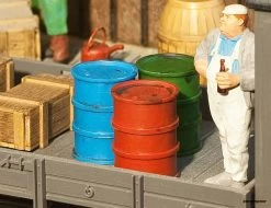 333203 Faller Pola-G 2 Ölfässer + Ölkanne